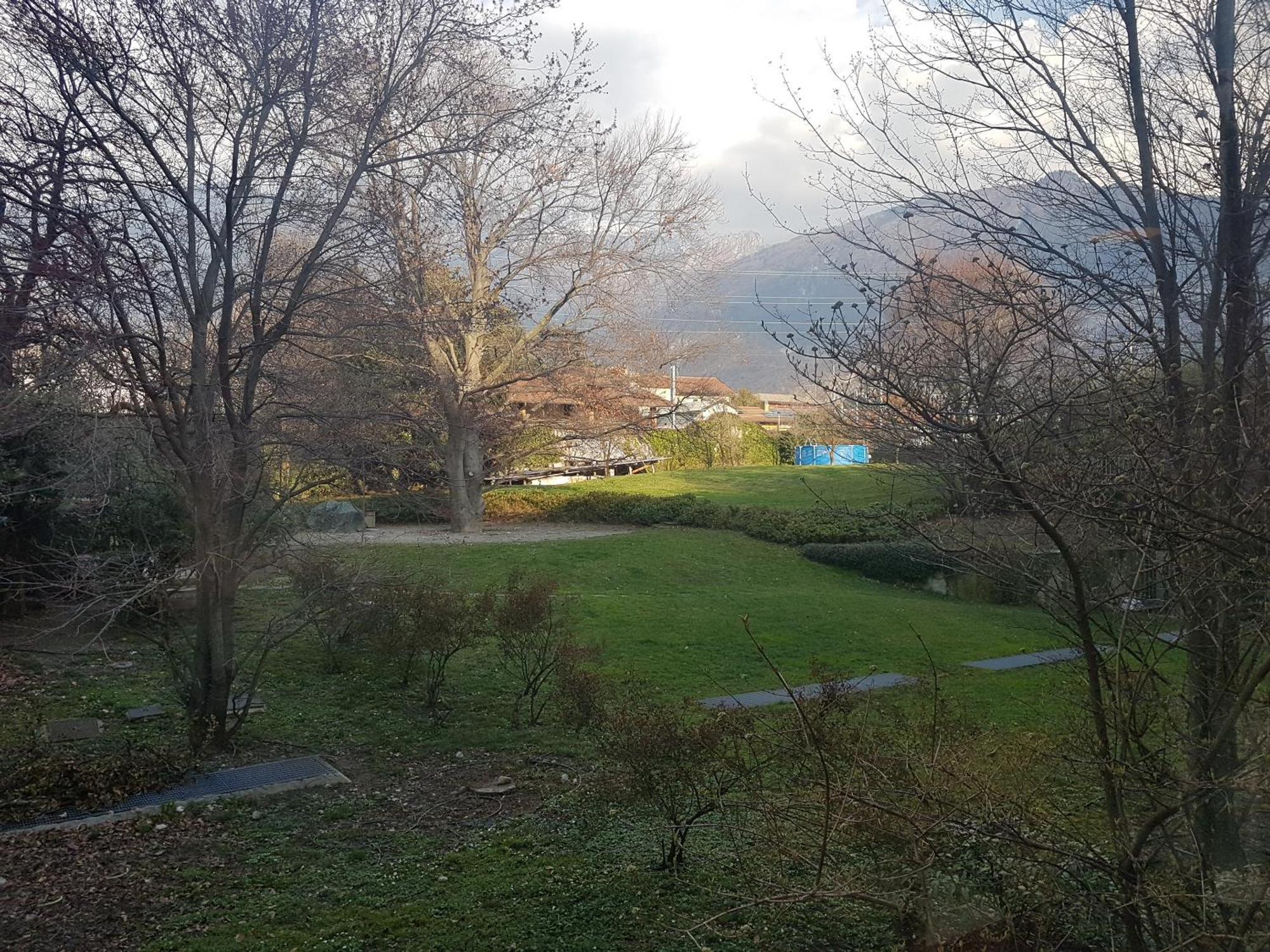Hll Hotel Lungolago Lecco-Como Lake Exterior photo
