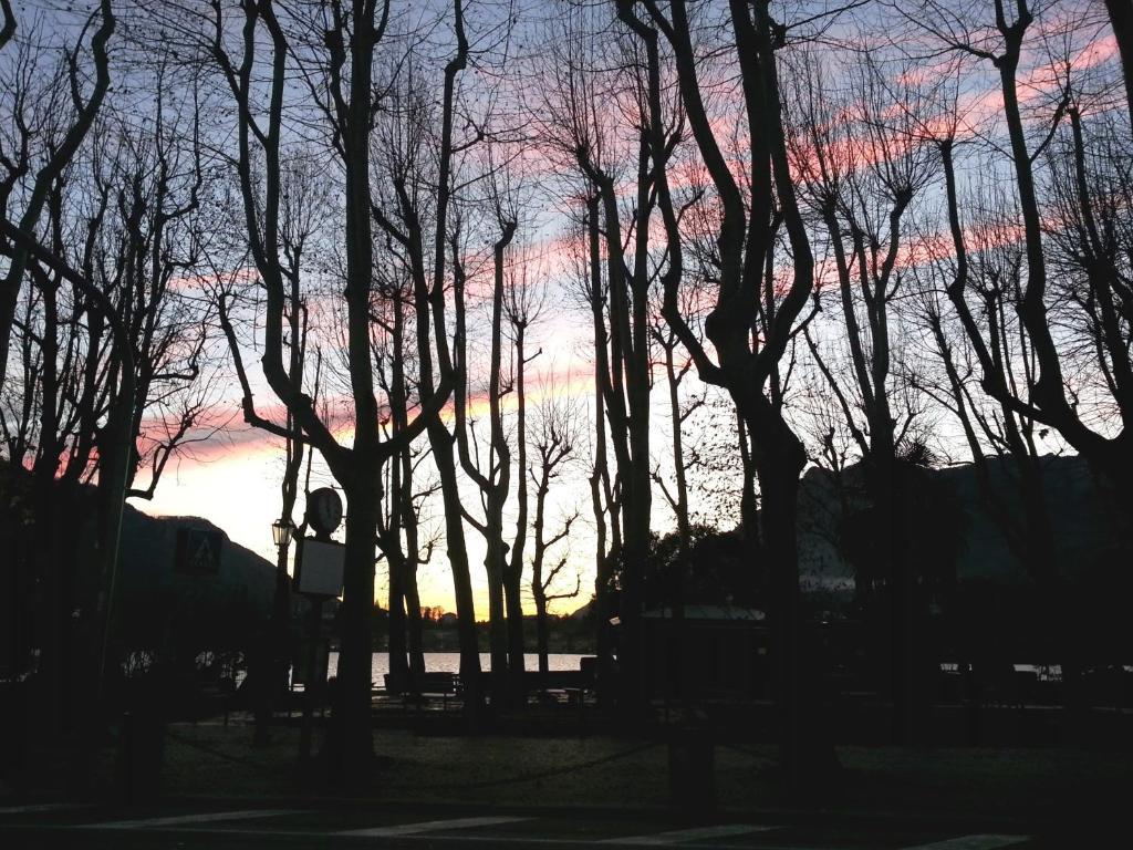 Hll Hotel Lungolago Lecco-Como Lake Exterior photo